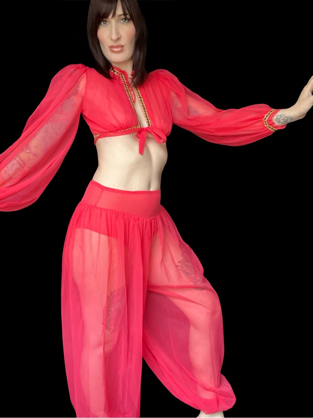 Vintage 1970's Hot Pink & Gold Belly Dancing Burlesque Costume - Picture 2 of 9